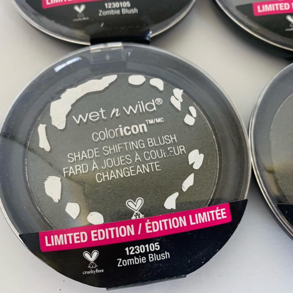 Wet N Wild Shade Shifting Zombie Blush lot of 6 - Picture 2 of 3